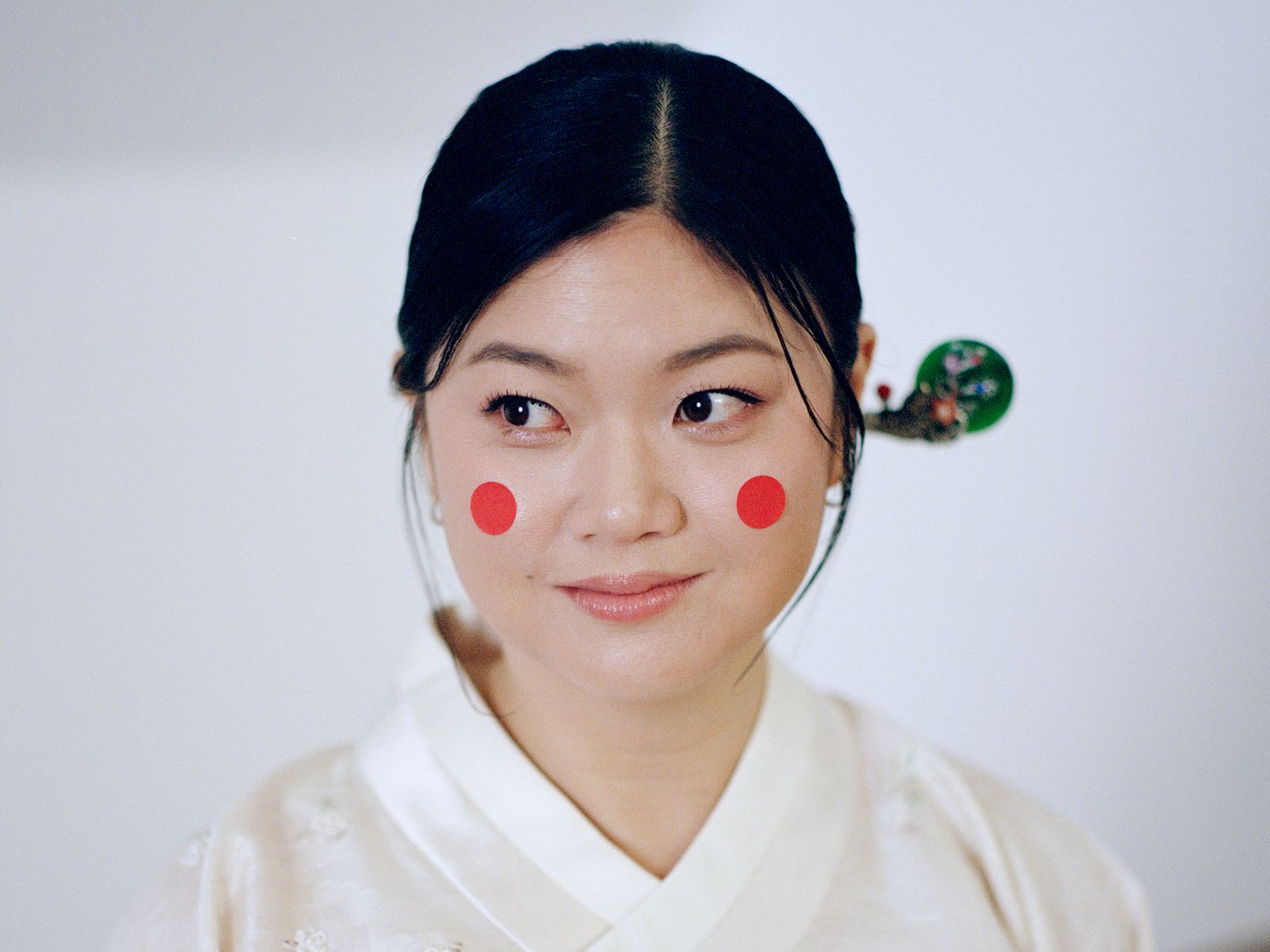 How Modern Korean Brides Are Upholding This Traditional Joseon-Era Beauty Look